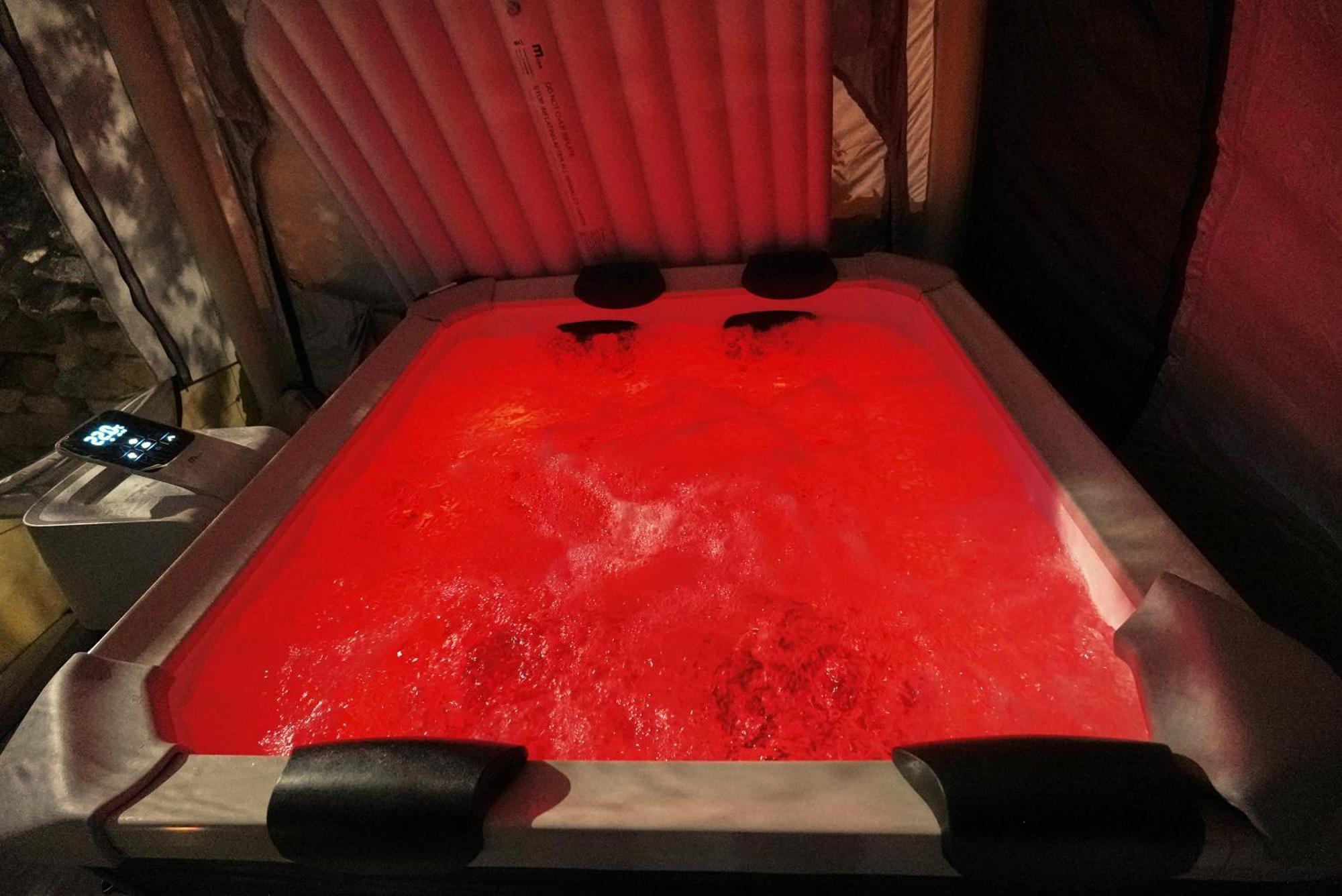 Aaa View Private Terrace Outdoor Heated Hot Tub Family Fun Vil·la *